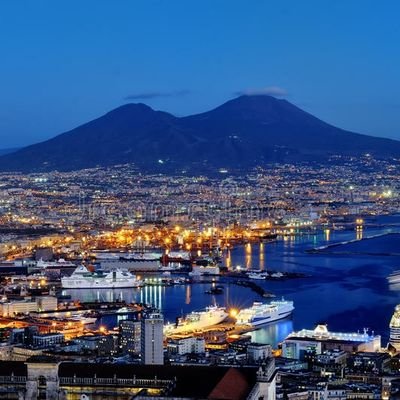 Amante obiettivo del #Napoli e di Napoli.
Interagisco con tutti, se insultate vi blocco.

Mormora la gente mormora...

Tanto l'aria s'adda cagna