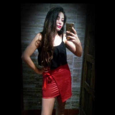 Bellizz96's profile picture. Elizabeth - 25 años - Argentina 🇦🇷 
Instagram: @lizzybelen

Diseñadora | Cantante | MakeupArt | Operadora Industrial Textil | Profesorado Historia |