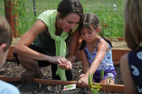 Passionate about family, friends, Sogeti, recruiting, travel, organic vegetable gardening, nature, pets, food, nails, Toastmasters, Hackathons & house plants!