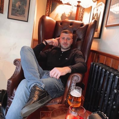 Bradheginbotham's profile picture. plays football plays cricket. Stockport scaff 🛠