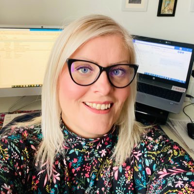 Yorkshire based Strategic Marketing Consultant #commshero🦸🏼♀️#marketing #PR #content #branding #marketingstrategy hello@elitemarcomm.com