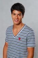 Ator, Músico, Cantor, Compositor, Diego Maldonado entres outras coisas que se eu for falar vai ficar muito grande... kkk