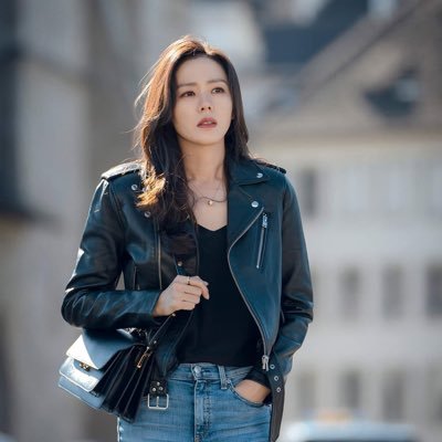 35Pikah's profile picture. Sone, Panda, Moomoo stan talented people ❤❤❤