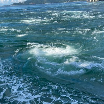 Ay1uStD1kTHXXXL's profile picture. 学生です。夢に向かって邁進中です。