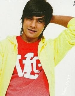 Fã Clube dedicado ao guitarrista da banda restart @kobarestart *--*