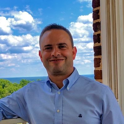 Husband and Father. President & Co-Founder of LiveWatch. Co-founder, Outside director, Advisor/investor x8