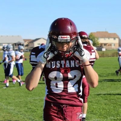 Triple F’s: Family, Football and Friends ~ #82 #31~ 5’10 160lbs 40 Yard Dash= 4.5 ~ Will do anything to play at the next level~