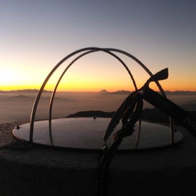 基本的には山垢です👣
花鳥風月🌸🐦🌅🌛も好き。
最近、自転車🚲をン十年ぶりに復活
無言フォロー失礼します🙏