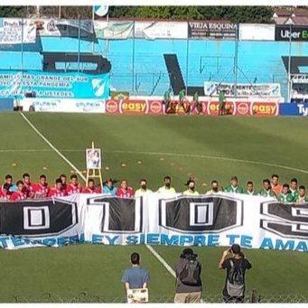 Papá de Dante. Enfermo por Temperley. Desarrollo de software. De Maradona no se discute nada.
