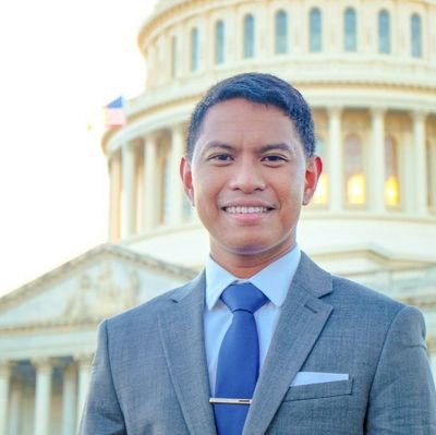 International Lawyer | Harvard LL.M. | Law Professor | Filipino