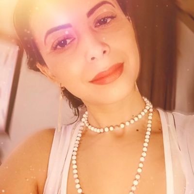 Merca de profesión con alma esotérica🌙 en busca de tocar corazones y hacer de este un mundo mejor 🙏
🧘🏻♀️ #yoga
✨ #astrologia
✍️ #numerologia
🔮 #tarot