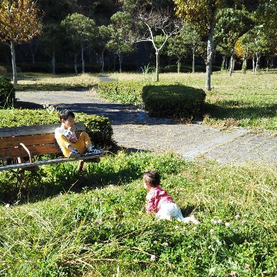 4歳と9歳の息子のママです。日本が大好きです🇯🇵日本の伝統文化を大切にしていきたいです。子育てで毎日忙しいですが、時間を見つけて百田尚樹先生の「日本国紀」で近現代史を勉強中🎌