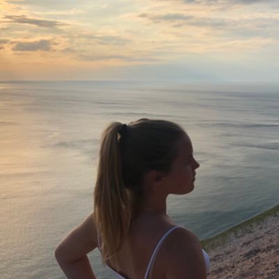 elliedeconinck's profile picture. 