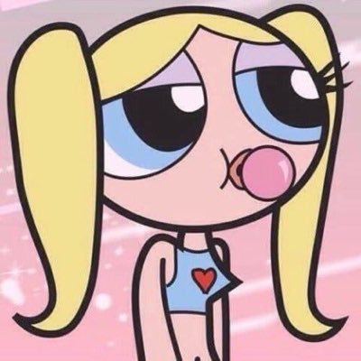 Blondieee0's profile picture. 