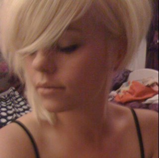 Lucyhazelwood's profile picture. 