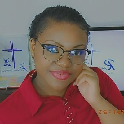 Aimer Dieu et Aimer son prochain comme soi-même (Mathieu 22:36-39)
Instagram : @Tatii_aanaa