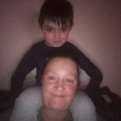 susanmolloy2k11's profile picture. hi im sue,I'm 46,a mother to 6 beauties, into baking, loving life.