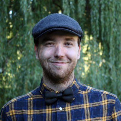 FBKnauder's profile picture. schreibt Bücher, macht Spiele & twittert nicht mehr. Updates im Newsletter (siehe linktree)
(they/sey) | nonbinary & ally 
#ROBOlution #TarotAdventures #Inseln