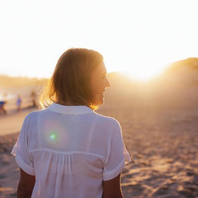 She/Her. Human. Person. Figuring it out as I go. Author and co-creator of @thepracticeco.