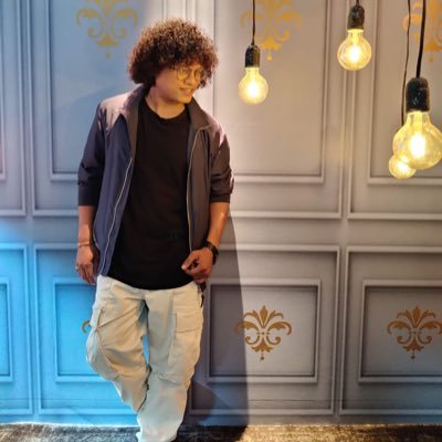 vijaytvpugazh2's profile picture. Actor