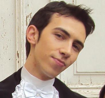 Formado em Letras pela UFRGS, Xenite, English Teacher, escritor em tempo livre, admirador de excentricidades.