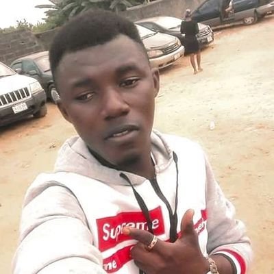 Welcome to my 👑dom
...
Lover of sports ⚽
...
Proud Fan of Manchester United FC ❤️
...
Follow me and I'll gladly follow back