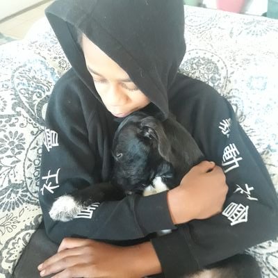 LizHale51324286's profile picture. low-key but very concerned person