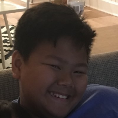 ChuongBui10's profile picture. Trump 2020