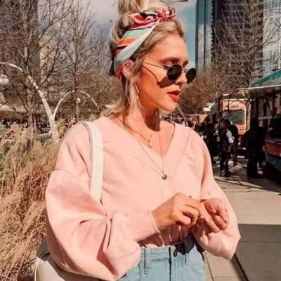 Menna20984931's profile picture. ‏‏مبقتش بهتم وديي اكتر حاجه كويسه عملتها في حقي 💛.