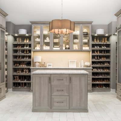 Custom Closets And Doors has been building a reputation of one of the premier sliding doors, custom closets and storage space designers/installers since 2003.