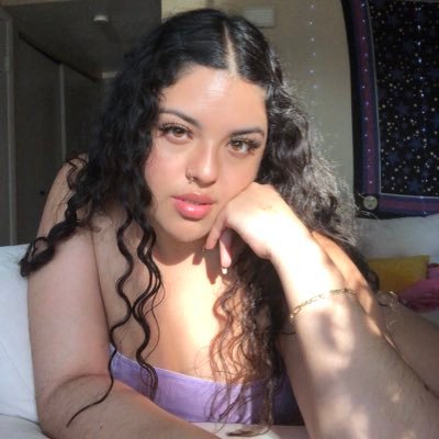 Your fav fat hottie, soy Mexicana 💓 CLICK the LINK to talk to me I DONT ANSWER MESSAGES HERE!!!