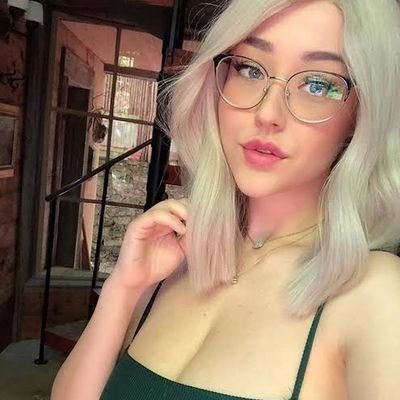 RejoicePatric11's profile picture. I @m nice and jovial I don't hurt my fellow human being , likewise I dislike things that tends to hurt me💃🏼💅🏼✨👸😍🌺💐🤴🥀✨🥒