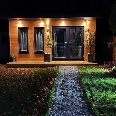 LemongrassTT's profile picture. Lemongrass Thai therapy has been provide a luxury experience of the wonders of Traditional and authentic Thai Massage Therapies. Since 2011.