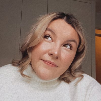 lover of books, taylor swift and the bbc 1995 adaptation of pride and prejudice