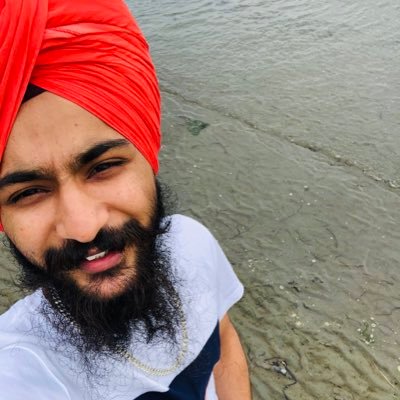 Arshdee70571425's profile picture. 