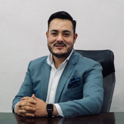Odontólogo. UCACUE 🇪🇨 Cirugía Maxilofacial 🇦🇷 Rotario @cr_santa_ana_cuenca_ Emprendedor, LiderSocial, Político @odontoclinic_cuenca