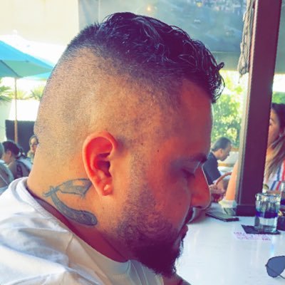 Master barber that loves fashion and his loved ones are his reason.