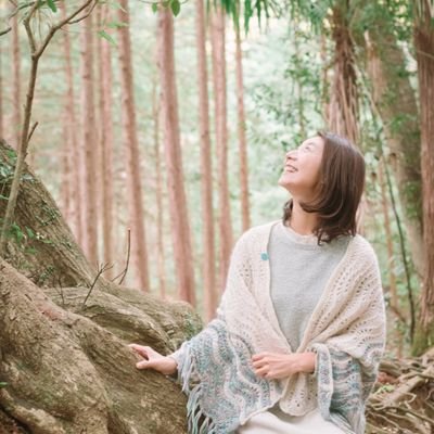 CHOCOMILKPAFE's profile picture. 境界性パーソナリティ障がい、摂食障害を患い、39年間苦しみました。心の根底にある傷を癒し、抱えていた生きづらさに向き合い癒し、全ての症状を克服しました♧生きづらさからの解放のヒーリングサロン開業♧詳細ははこちらからどうぞ♧https://t.co/I63PPesWuN