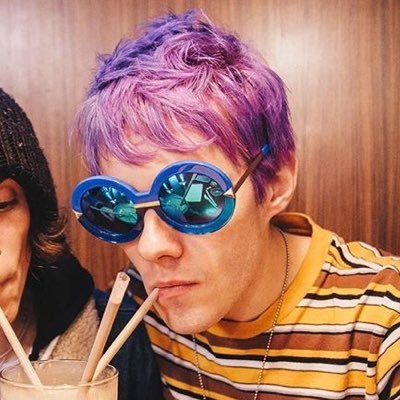 awsten thinks you’re fucking cool even if he calls you a gremlin