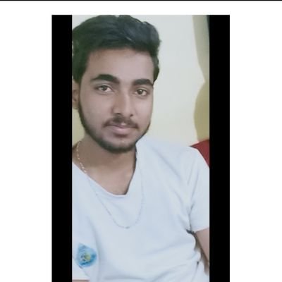 हार नही मानूँगा ,रार नही ठानूंगा,
काल के कपाल पर लिखता मिटाता हूं
नया गीत गाता हूं