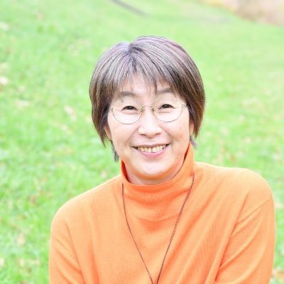 ＜人に寄りそう　グリーンな東京＞　漢人あきこ（かんど明子）／東京都議会議員／保育士12年／小金井市議16年／チェンジ東京！小金井の会代表／緑の党グリーンズジャパン運営委員、東京都本部共同代表／2021都議選・小金井市選挙区（一人区）で18,789票で当選（無所属・6つの政党・政治団体が推薦）