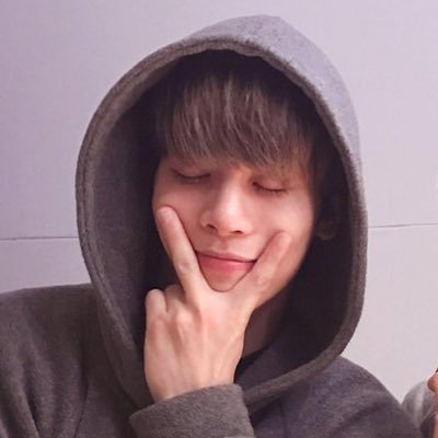 tellshinee's profile picture. #샤이니: always with you, by your side ✰