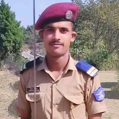 CadetRoshan's profile picture. SAINIK. SCHOOL PUNGLWA NAGALAND 
       🇮🇳indian army officer🇮🇳