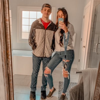 | Twitch Affiliate ↙️ |