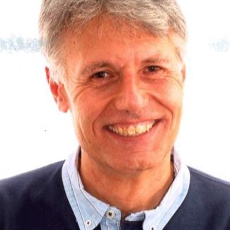 MiasalavedraF's profile picture. Enginyer amant dels esports.