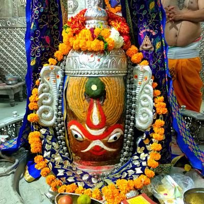 Kushwahmadhav1's profile picture. 