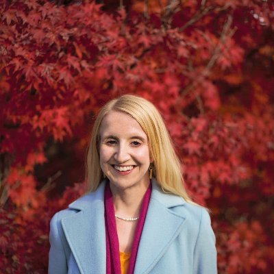 Caitlyn Seim Profile