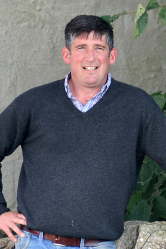 A high yield dairy farmer reintroducing grazing from Castle Douglas, 4 great children, enjoys good food, good drink and good sport. FRAgS