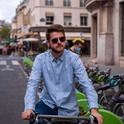 Supporter des LA Clippers et du Stade Malherbe de Caen... dépressif à plein temps en somme