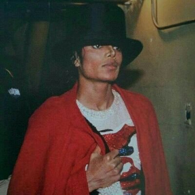 Michael Jackson's fan since 1978 and music lover • I can't stand injustice, make the w🌍rld a better place, make that change • King of Pop, Rock & Soul • ❤MJ🐐